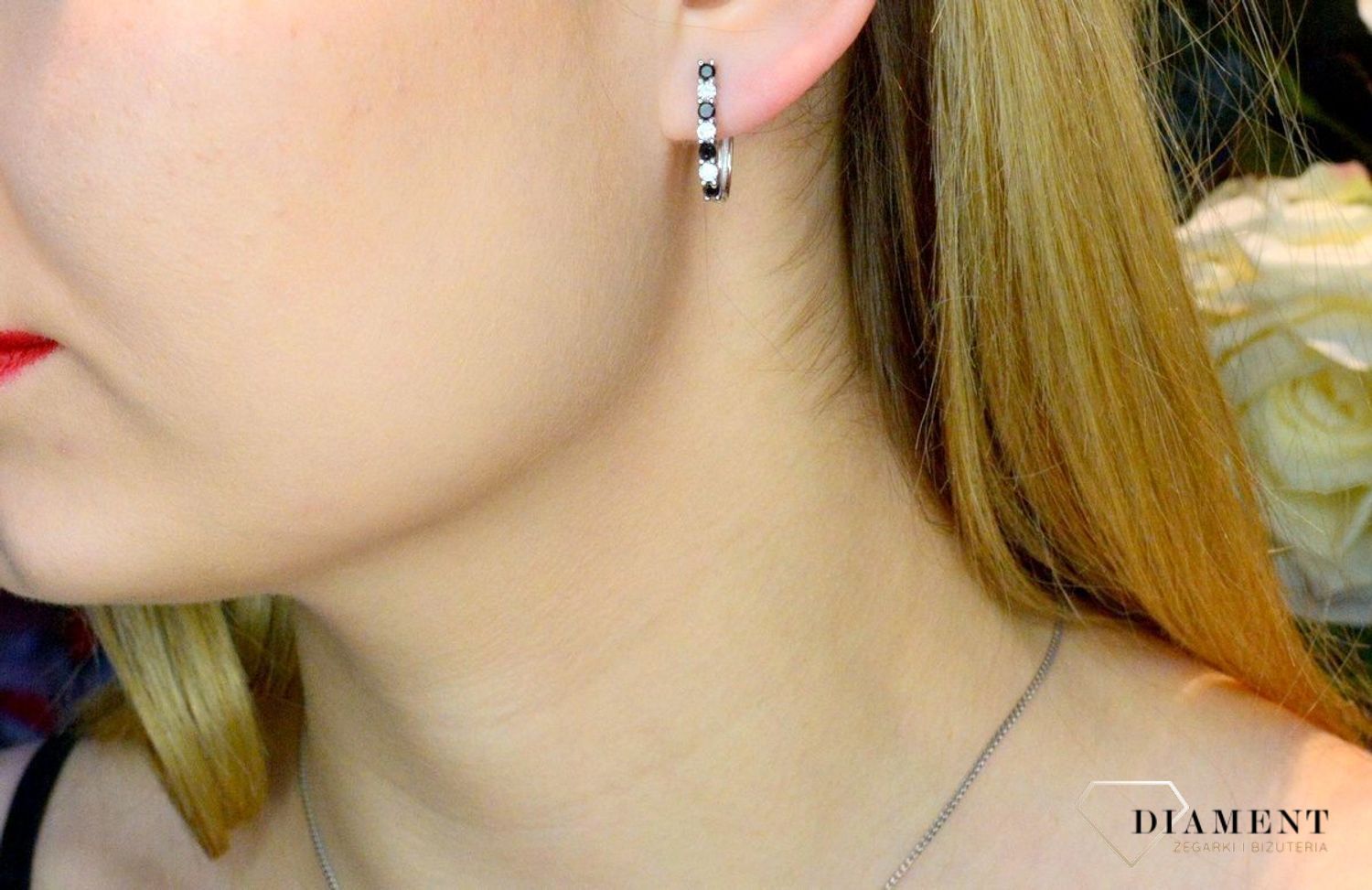 Srebrne kolczyki wiszące Czerń i biel DIA-KLC-53887BLACK-925. Kolczyki wiszące . Lśniące kolczyki. Biżuteria na prezent dla kobiety. Prezent na walentynki..jpg