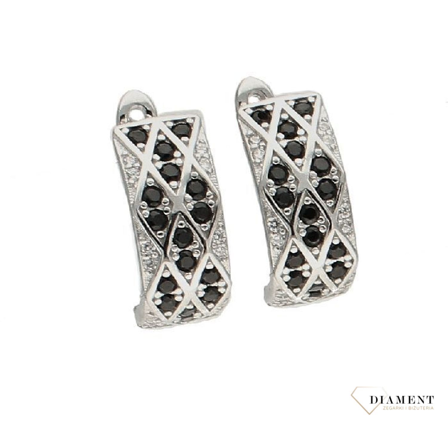 Srebrne eleganckie kolczyki Czarny ornament DIA-KLC-53897-925. Klasyczne kolczyki. pomysł na prezent dla mamy. Prezent dla kobiety na walentynki. Elegancka srebrna biżuteria..jpg