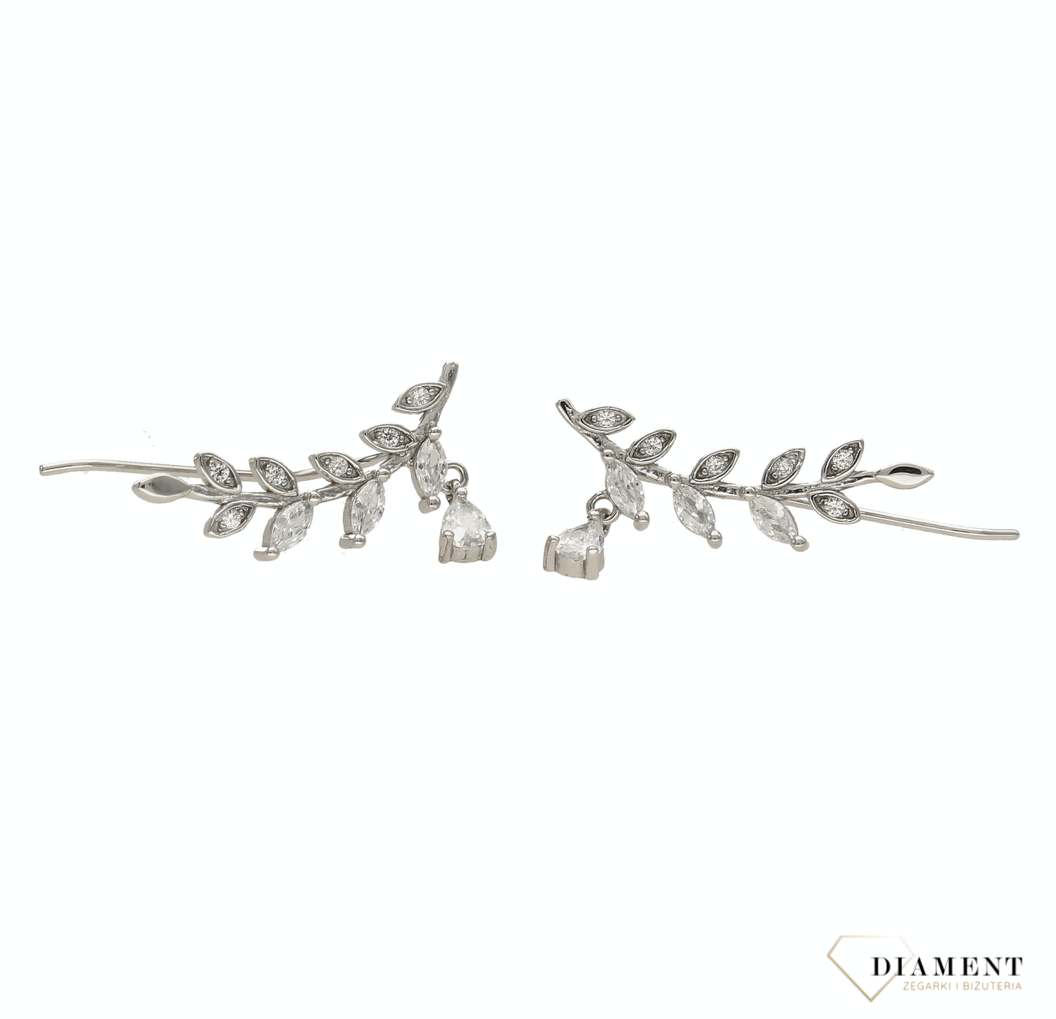 Srebrne kolczyki nausznice z delikatną cyrkonią DIA-KLC-5411-925. Niezwykłe kolczyki nausznice z ozdobnymi cyrkoniami doskonałe na prezent dla kobiety kochającej ekstrawaganckie dodatki. Srebrne kolczyki nausznice w.png