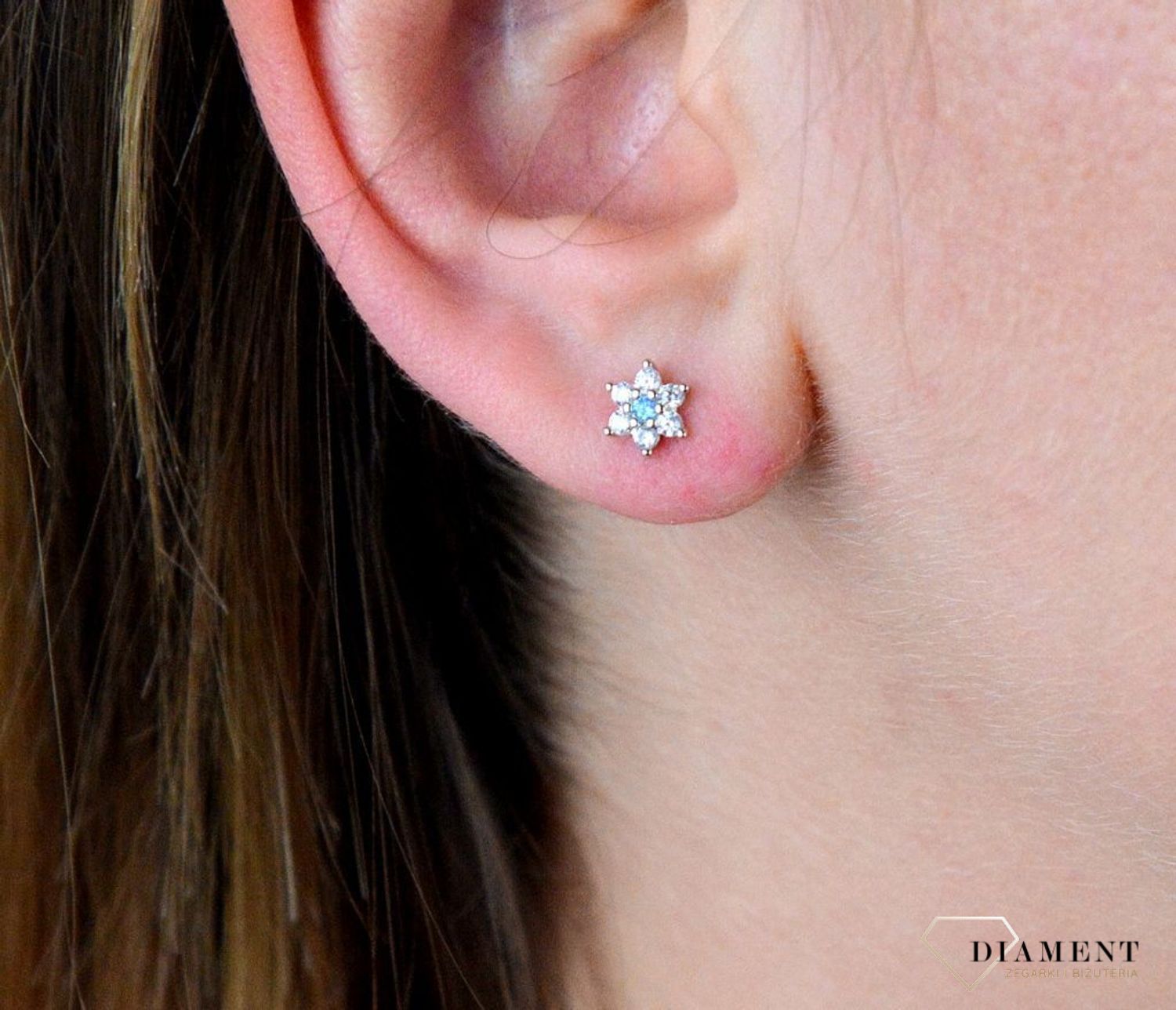 Srebrne kolczyki kwiatki z cyrkonii DIA-KLC-5454-925.jpg