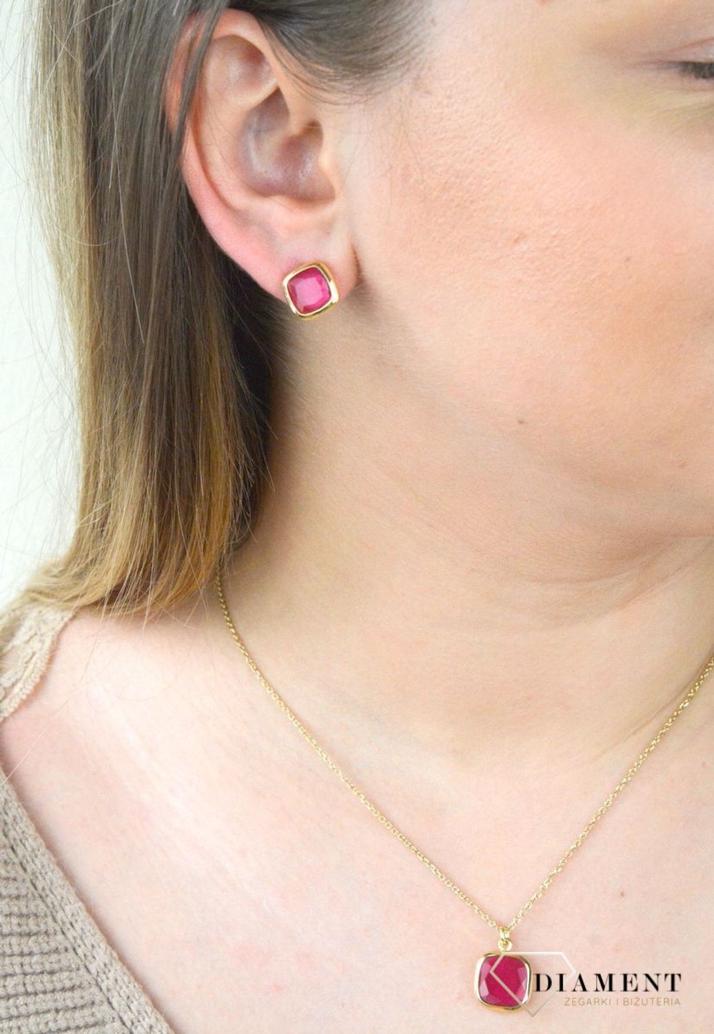 Pozłacane Kolczyki kwadraciki Dall'acqua Sublime Rubin 925 DIAMENT DIA-KLC-5547-925.jpg