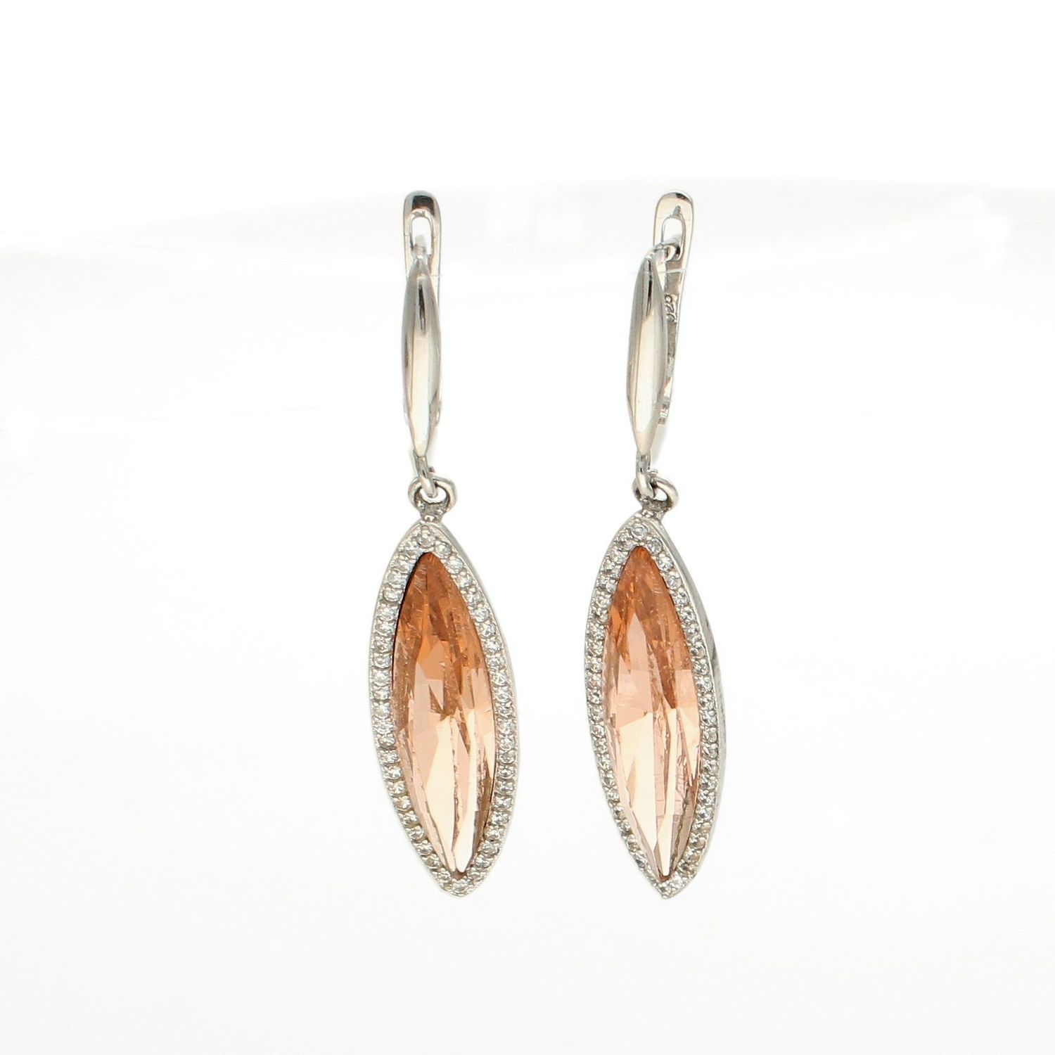 Kolczyki srebrne z dużą cyrkonią DIA-KLC-5919-925. Kolczyki srebrne cyrkonie. Kolczyki srebrne z cyrkoniami. Kolczyki idealne na prezent. Kolczyki na każdą okazję..jpg