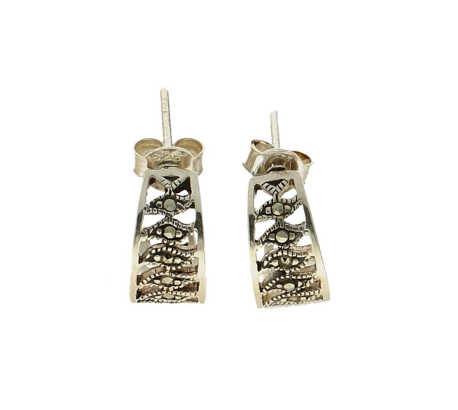 Kolczyki srebrne z markazytami DIA-KLC-5932-925. Kolczyki srebrne wkrętki. Kolczyki srebrne z markazytami. Kolczyki srebrne z kamieniami. Kolczyki srebrne idealne na prezent. Kolczyki dla każdej kobiety (1).jpg