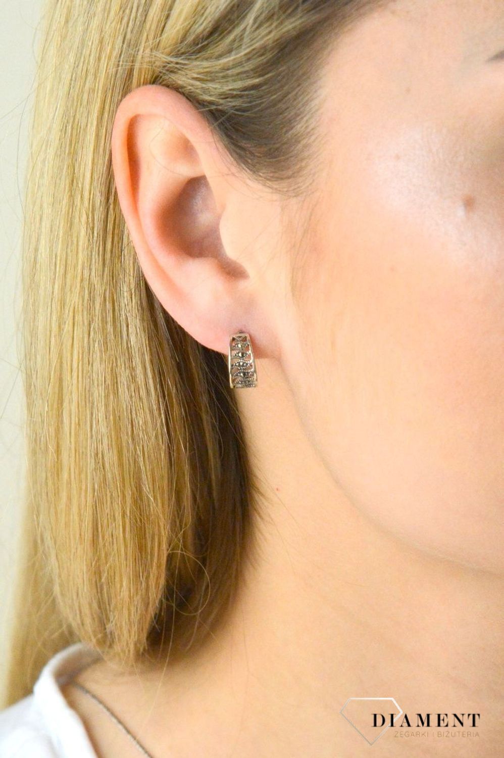 Kolczyki srebrne z markazytami DIA-KLC-5932-925. Kolczyki srebrne wkrętki. Kolczyki srebrne z markazytami. Kolczyki srebrne z kamieniami. Kolczyki srebrne idealne na prezent. Kolczyki dla każdej kobiety (1).jpg
