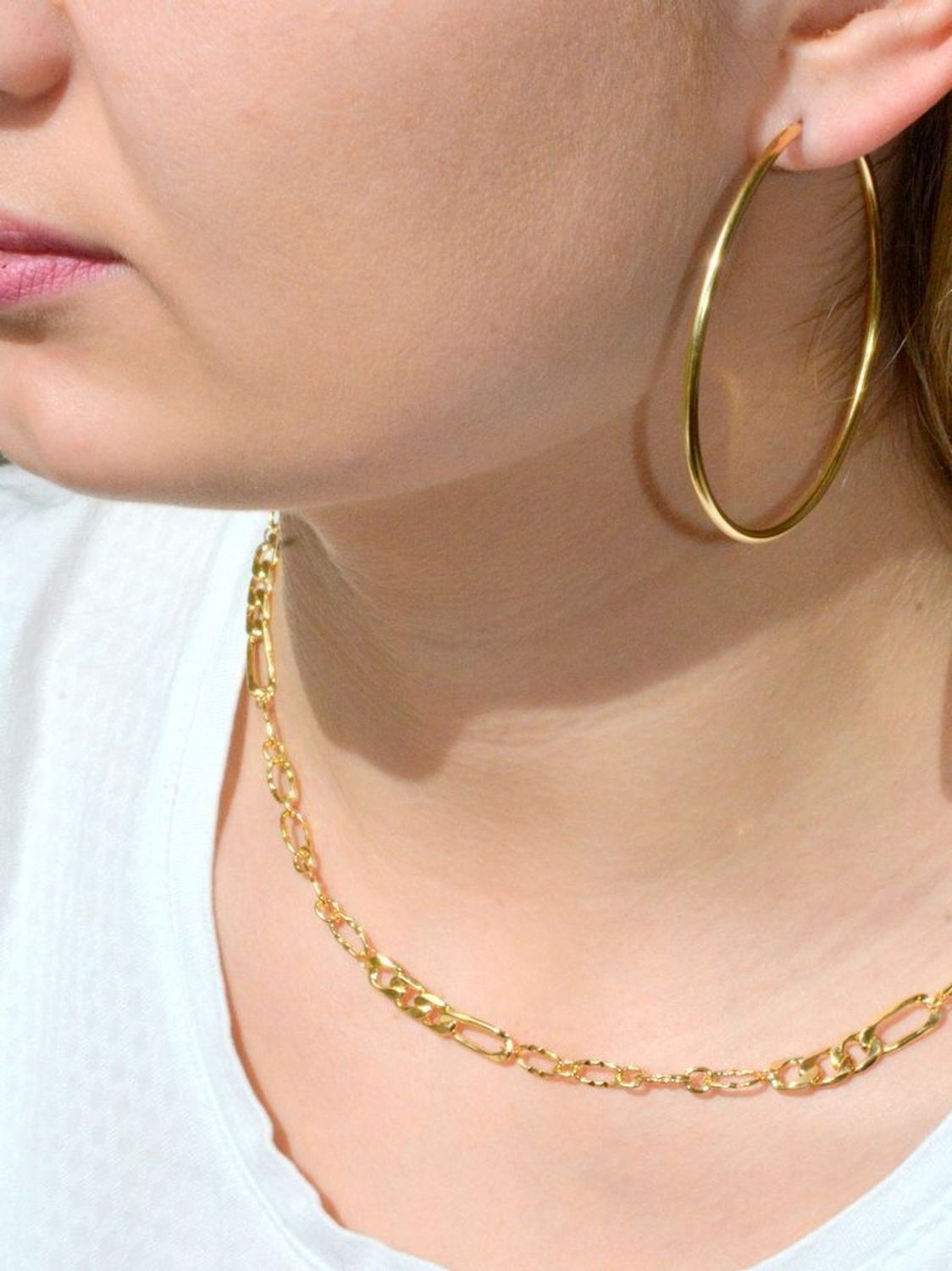 Kolczyki koła pozłacane 6 mm  DIAMENT DIA-KLC-5942-925 Kolczyki koła wykonane z najwyższe próby srebra w pozłoceniu żółtego złota. Koła o średnicy 6 mm idealnie sprawdzą się na prezent..jpg