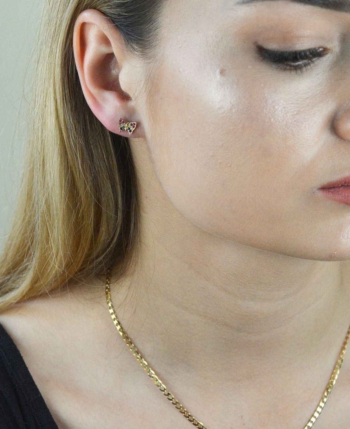 Złote kolczyki 585 motylki z cyrkonią DIA-KLC-6154-585. Kolczyki motylki. Kolczyki damskie, dziecięce. Kolczyki z zapięciem na sztyft. Kolczyki z cyrkoniam.jpg