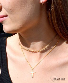 Małe złote kolczyki kółka z białymi kamieniami DIA-KLC-6164-585. Eleganckie, złote kolczyki koła wykonane z najwyższej jakości złota próby 585 (2).JPG