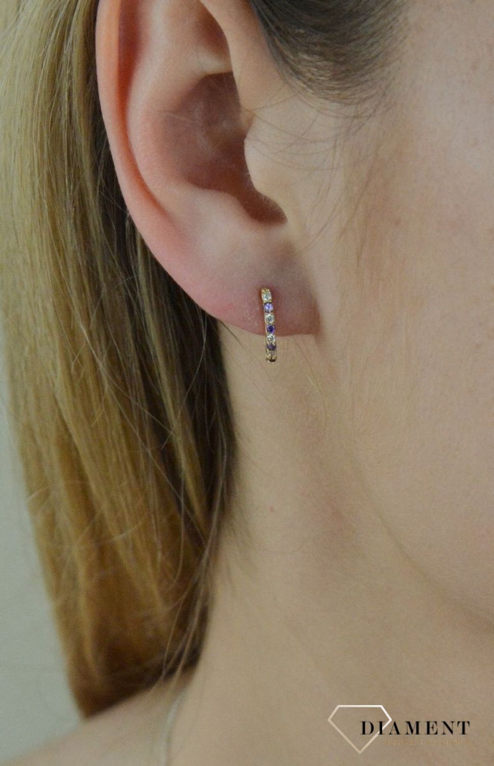 Złote kolczyki dla dziewczynki 585 cyrkonia.DIA-KLC-6179-585 Kolczyki złote w Sklepie z Biżuterią zegarki-diament.pl✓ Piękne Kolczyki dla Kobiet✓ Prawdziwe Złoto✓ Idealny prezent na każdą okazję..jpg