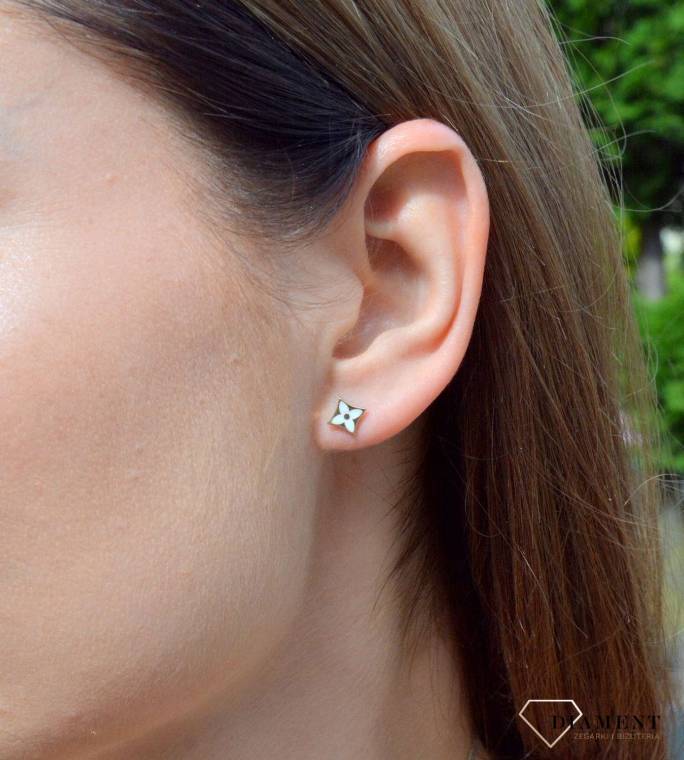 Złote kolczyki próby 585 w kształcie kwiatka DIA-KLC-6186-585.jpg