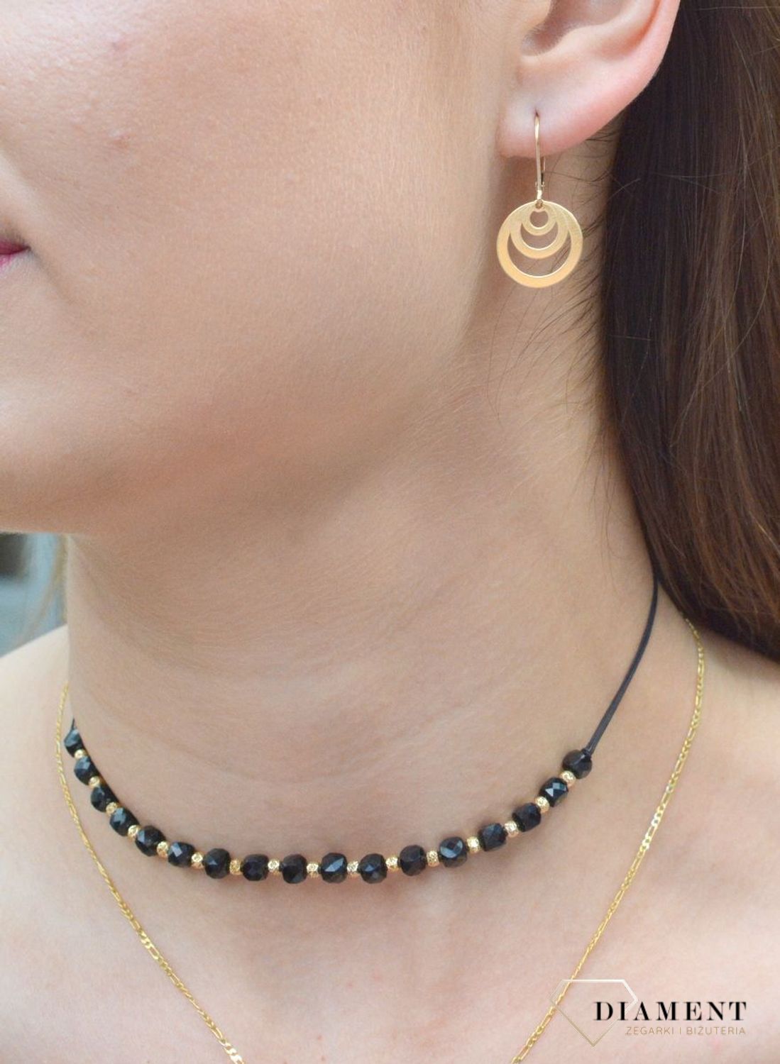 Złote kolczyki wiszące wzór z kołem DIA-KLC-6227-585. Złote kolczyki damskie. Złote kolczyki kółka. Złote kolczyki małe kółeczka. Złote kolczyki gładkie. Złote kolczyki blaszki..jpg