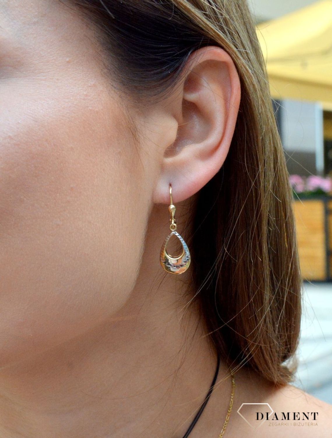 Złote kolczyki 585 wiszące łezki DIA-KLC-6228-585. Złote kolczyki wiszące. Złote kolczyki łezki. Złote kolczyki wiszące damskie. Złote kolczyki z zapięciem angielskim..jpg