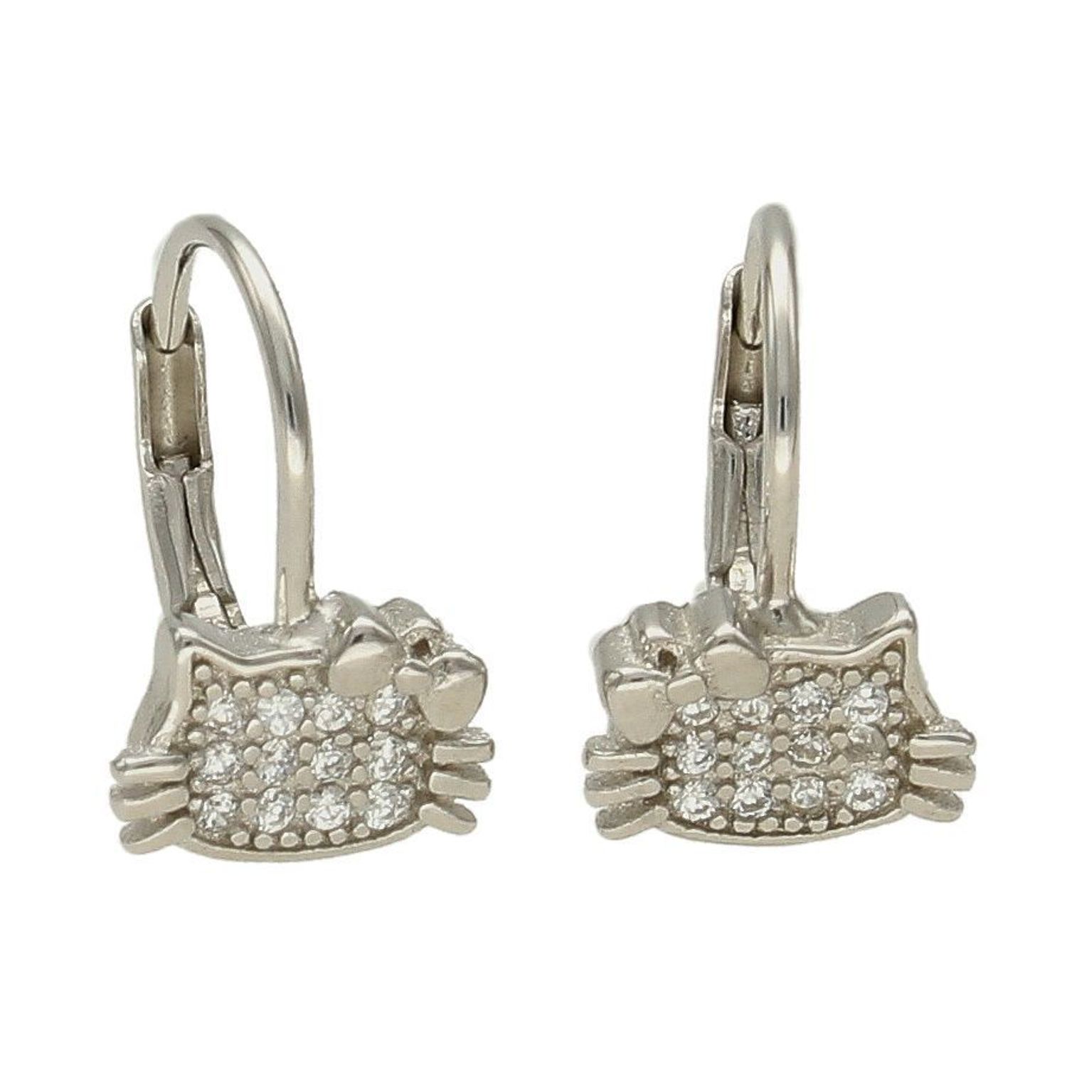 Srebrne kolczyki kotki z białą cyrkonią DIA-KLC-6319-925. Srebrne kolczyki dla dziewczynki z zawieszką w kształcie kotka ozdobione białą cyrkonią. Kolczyki w minimalistycznym stylu, wpisujące się w obecne t.jpg