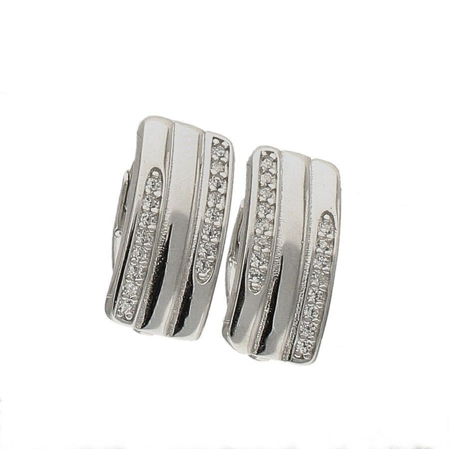 Srebrne kolczyki 925 zapięcie angielskie DIA-KLC-6337-925. Kolczyki srebrne damskie. Kolczyki srebrne idealne na każdą okazję. Kolczyki srebrne prostokątne. Kolczyki srebrne z cyrkoniami. Kolczyki srebrne świetny pomysł na pre.jpg