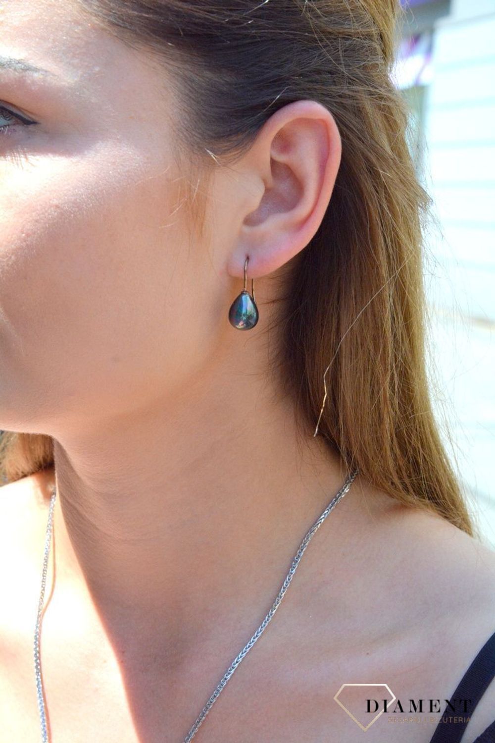 Komplet biżuterii srebrnej 'Perła syntetyczna' DIA-KLC-6357-925. Komplet srebrny sopelki. Komplet srebrny z perły syntetycznej. Komplet kolczyki i zawieszka. Komplet biżuterii dla kobiety. Biżuteri.jpg