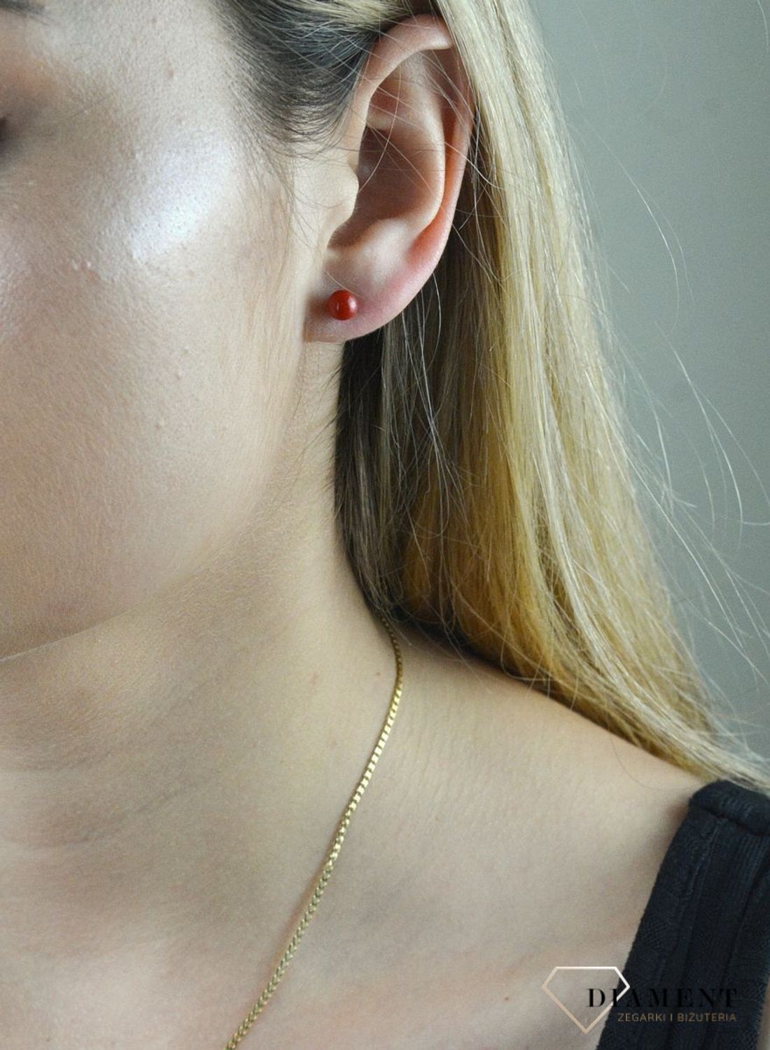 Złote kolczyki 585 z Koralem Naturalnym wkrętki DIA-KLC-6498-585.  Kolczyki złote z koralem. Kolczyki złote damskie. Kolczyki złote z koralem naturalnym..jpg