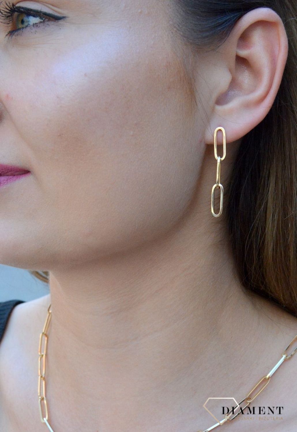 Złote kolczyki 585 wiszące z podłużnych oczek DIA-KLC-6539-585.  Kolczyki złote klasyczne. Kolczyki złote wiszące. Kolczyki złote podłużne oczka. Kolczyki złote damskie. Kolczyki złote idealne na prezent..jpg