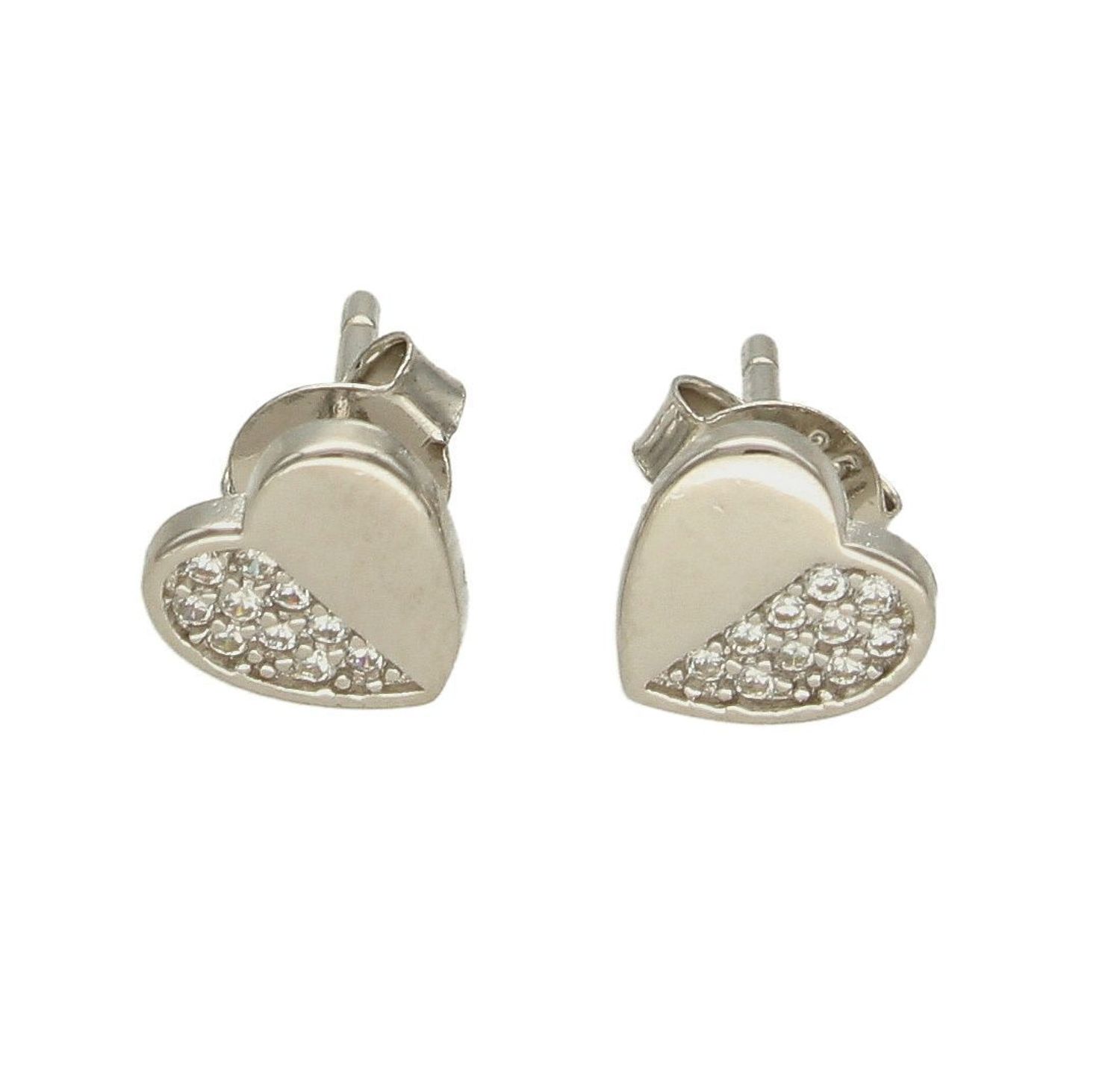 Srebrne kolczyki w kształcie serduszek z cyrkoniami DIA-KLC-6598-925 DIA-KLC-6598-925. Srebrne kolczyki przy uchu w kształcie serduszek. Kolczyki serduszka zostały ozdobione cyrkonią. Kolczyki te symbolizują symbol szczęścia,.jpg
