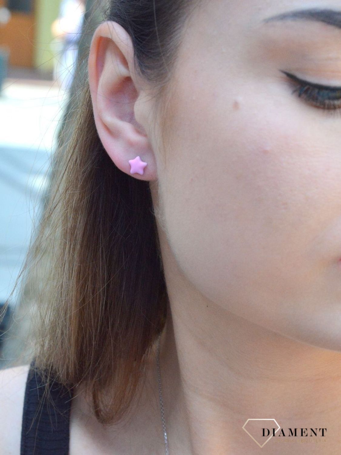 Kolczyki srebrne dla dziewczynki Różowe gwiazdki DIA-KLC-6600-925.  Kolczyki srebrne wkrętki dla dzieci. Kolczyki srebrne gwiazdki. Kolczyki srebrne różowe dla dziewczynki. Kolczyki z różową emalią. Kolczyki dla dziewczynki na.jpg