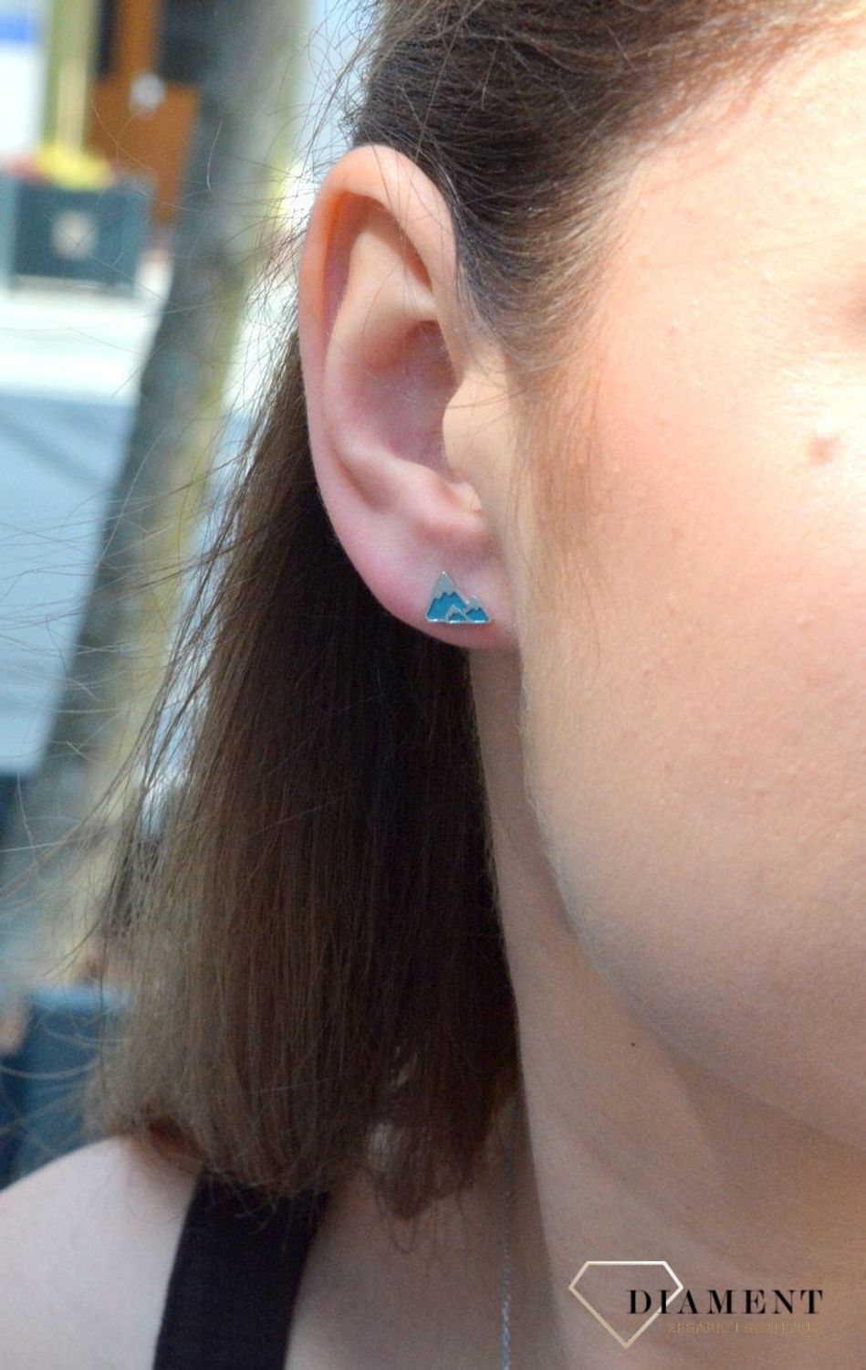 Kolczyki srebrne wkrętki z motywem gór DIA-KLC-6606-925. Kolczyki srebrne wkrętki dla dzieci. Kolczyki damskie. Kolczyki srebrne o wzorze gór. Kolczyki srebrne dla dziewczynki. Kolczyki z niebieską emalią. Kolczyki dla dziewcz.jpg