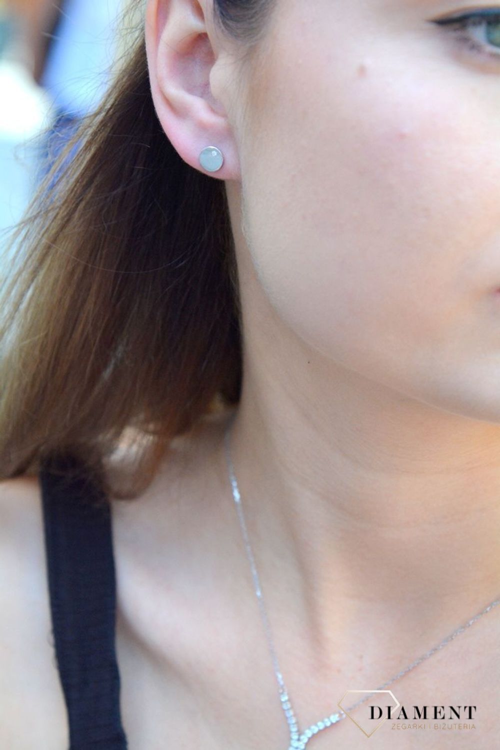 Kolczyki srebrne wkrętki 'Gładkie kółeczka z cyrkonią' DIA-KLC-6614-925. Kolczyki damskie srebrne wkrętki. Kolczyki dziecięce srebrne. Gładkie srebrne kolczyki. Kolczyki srebrne dz cyrkonią. Kolczyki srebrne idealne na prezent.jpg