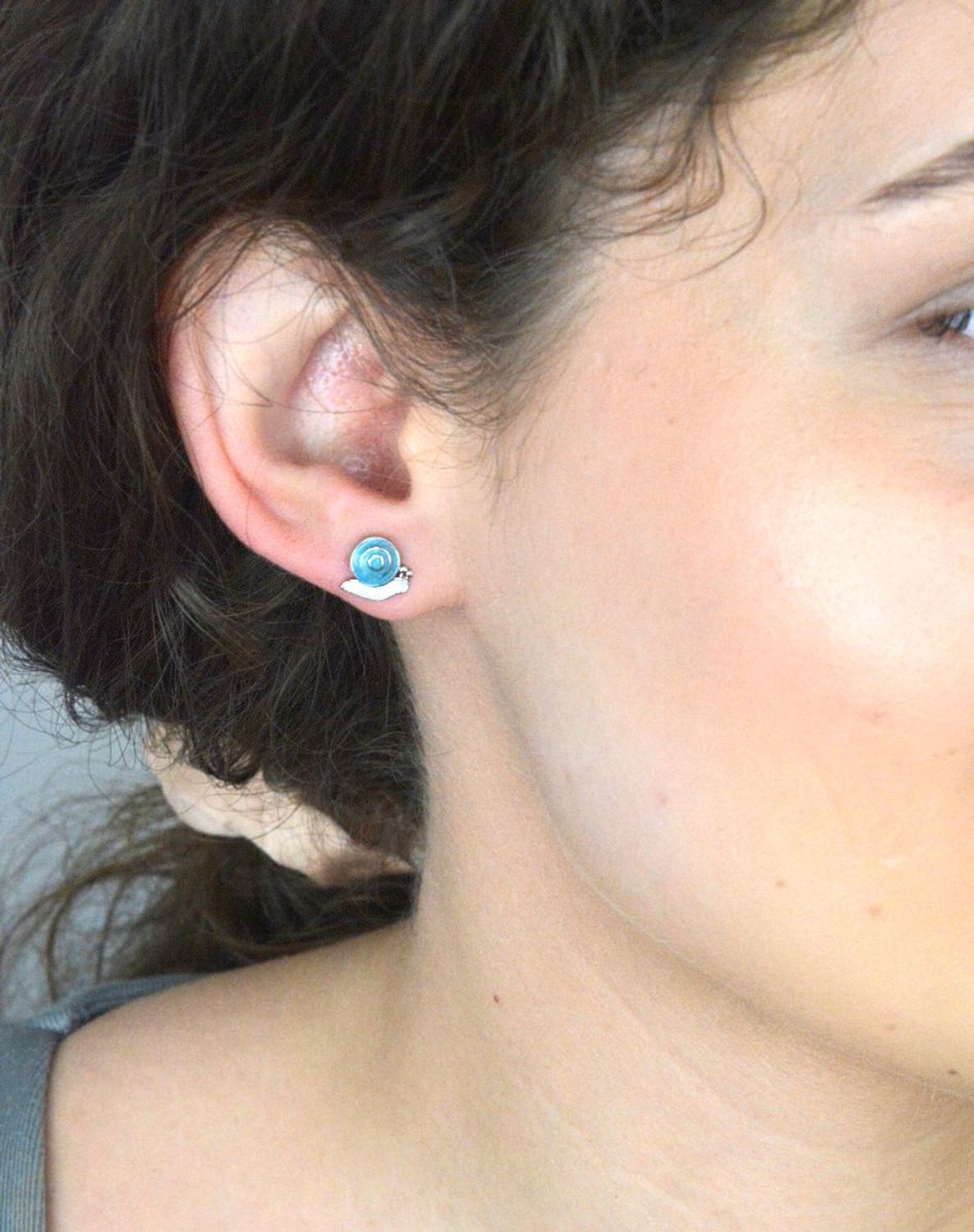 Kolczyki srebrne niebieskie ślimaki, próba 925.jpg