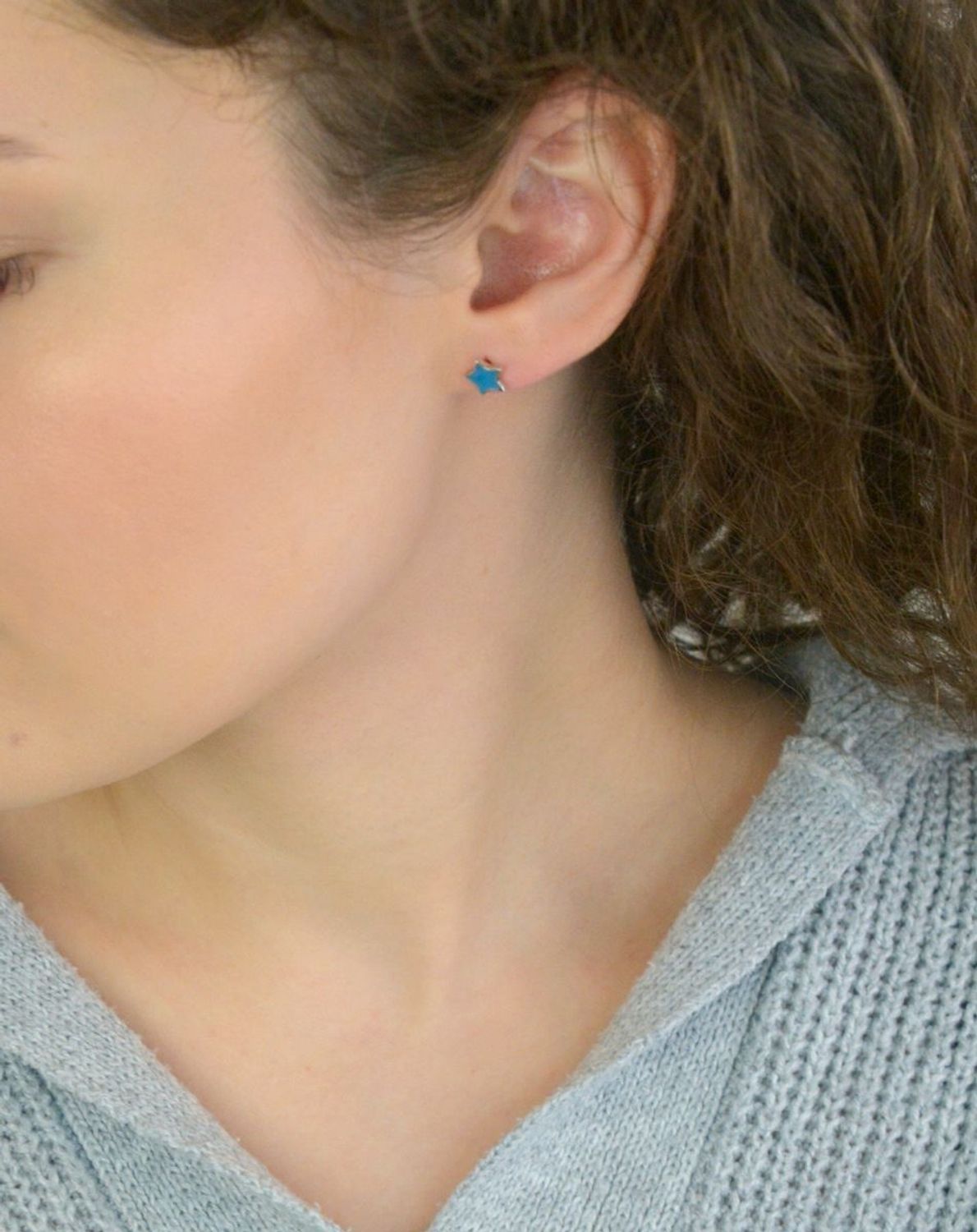 Kolczyki dziecięce srebrne 925 DIA-KLC-6693-925 – gwiazdki z niebieską emalią, 7 mm.jpg