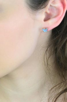 Srebrne kolczyki motylki 3D z niebieską emalią  Srebro 925, romantyczne (5).jpg