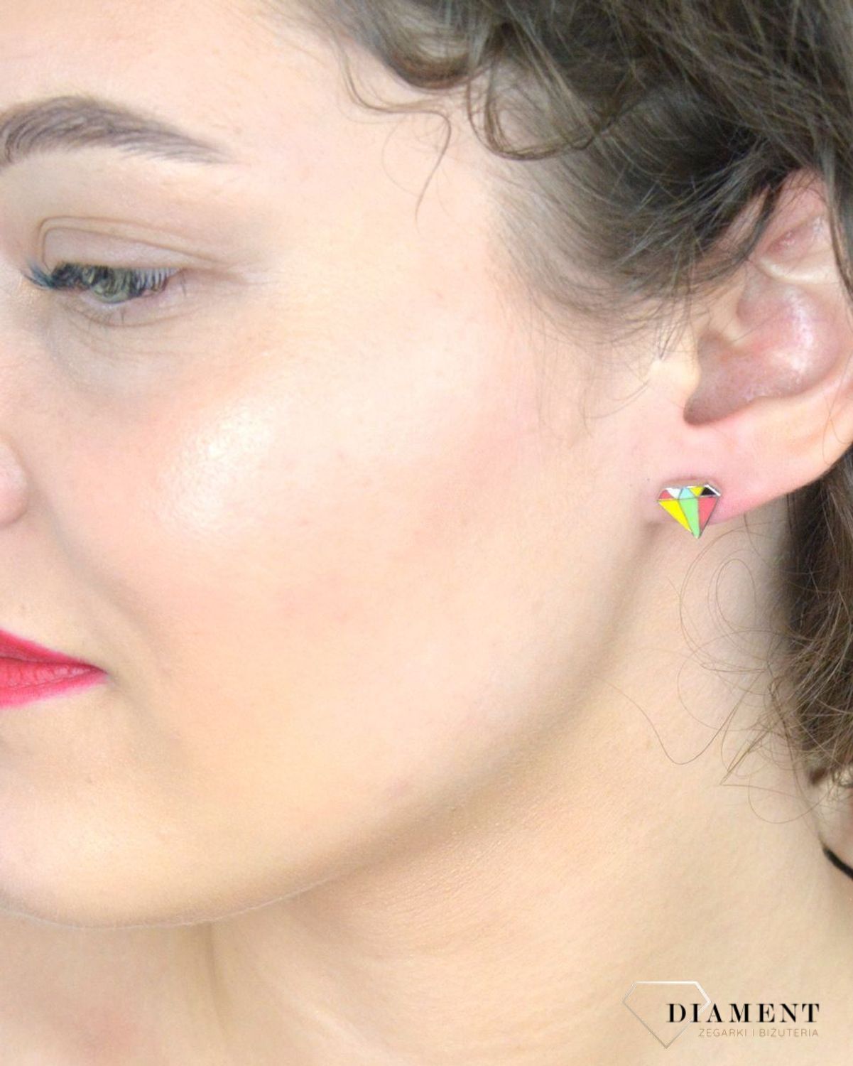 Kolczyki srebrne kolorowe Diamenty, próba 925 DIA-KLC-6718-925. Kobieca srebrna biżuteria będzie idealnym pomysłem na prezent. Kolorowe kolczyki damskie. Kolczyki srebrne wkrętki. Na prezent.1.jpg