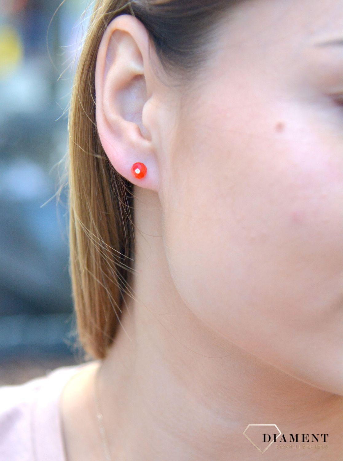 Kolczyki srebrne wkrętki z cyrkonią i kamieniem DIA-KLC-6745-925. Kolczyki wykonane z wysokiej jakości srebra o próbie 925. Kolczyki z wygodnym zapięciem na sztyft.jpg