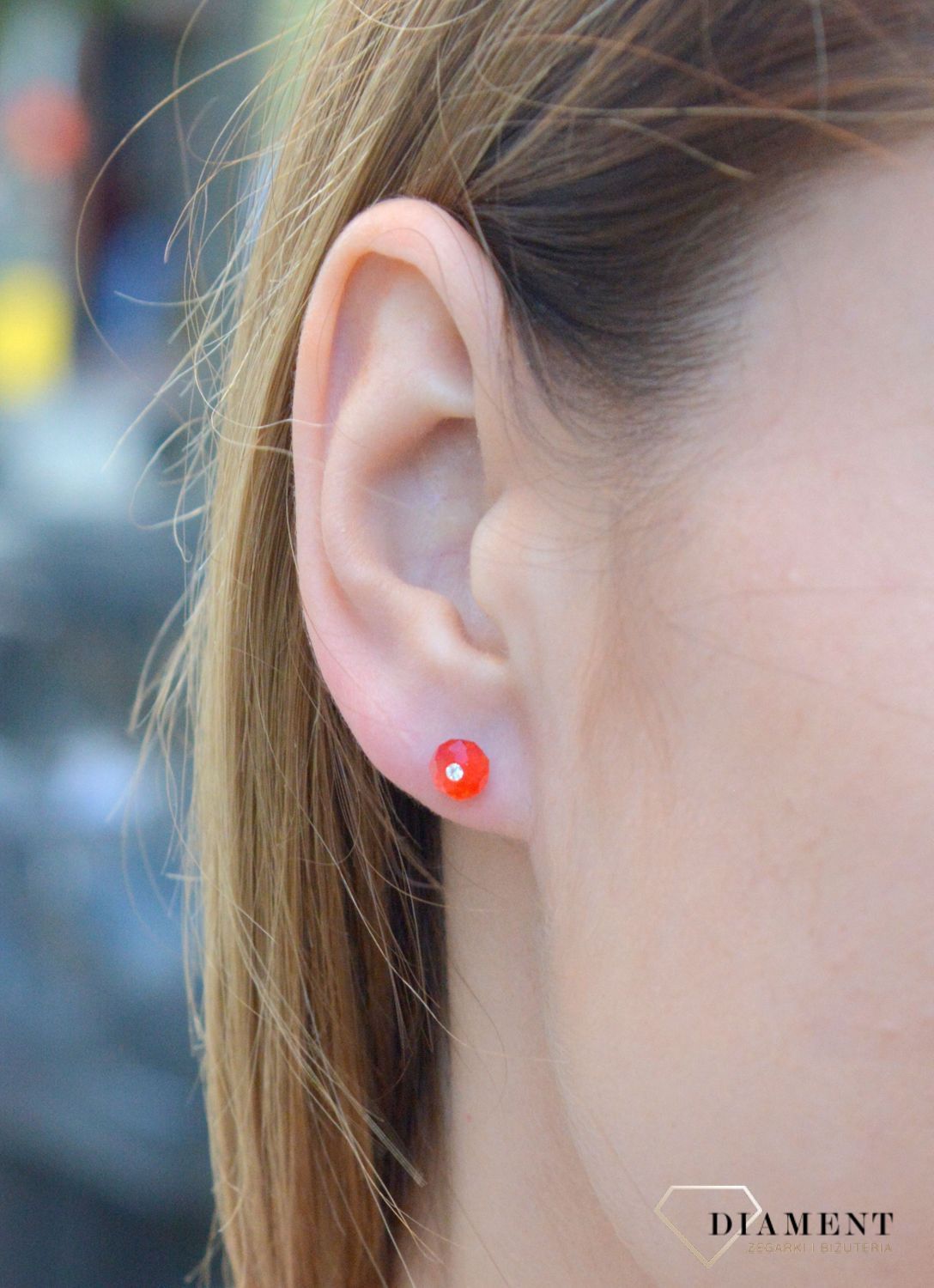 Kolczyki srebrne wkrętki z cyrkonią i kamieniem DIA-KLC-6745-925. Kolczyki wykonane z wysokiej jakości srebra o próbie 925. Kolczyki z wygodnym zapięciem na sztyft.jpg