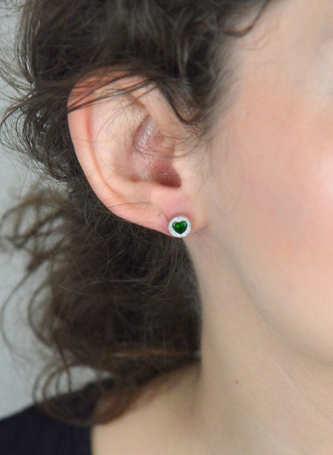 Kolczyki srebrne zielone serca próba 925, DIA-KLC-6748-925.jpg