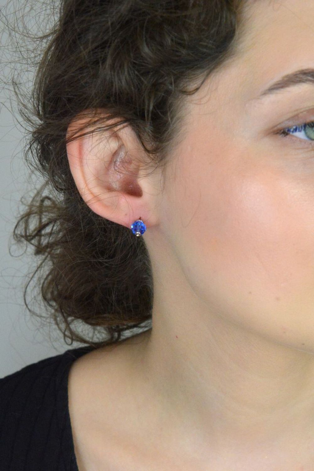 Srebrne kolczyki niebieskie wkrętki 925, DIA-KLC-6851-925.jpg