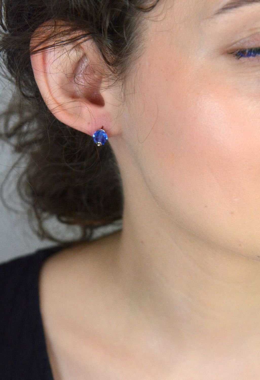 Srebrne kolczyki niebieskie wkrętki 925, DIA-KLC-6851-925.jpg