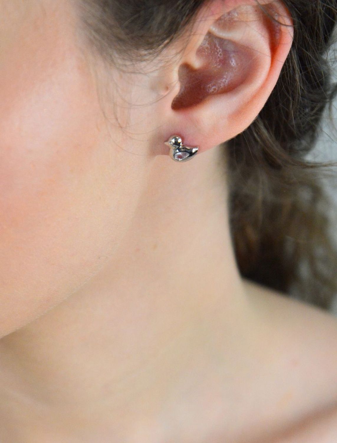 Kolczyki srebrne kaczki na sztyft, próba 925 DIA-KLC-6894-925.  Dziecięca srebrna biżuteria będzie idealnym pomysłem na prezent. Kolczyki dla dziewczynki. Kolczyki srebrne wkrętki.1.jpg