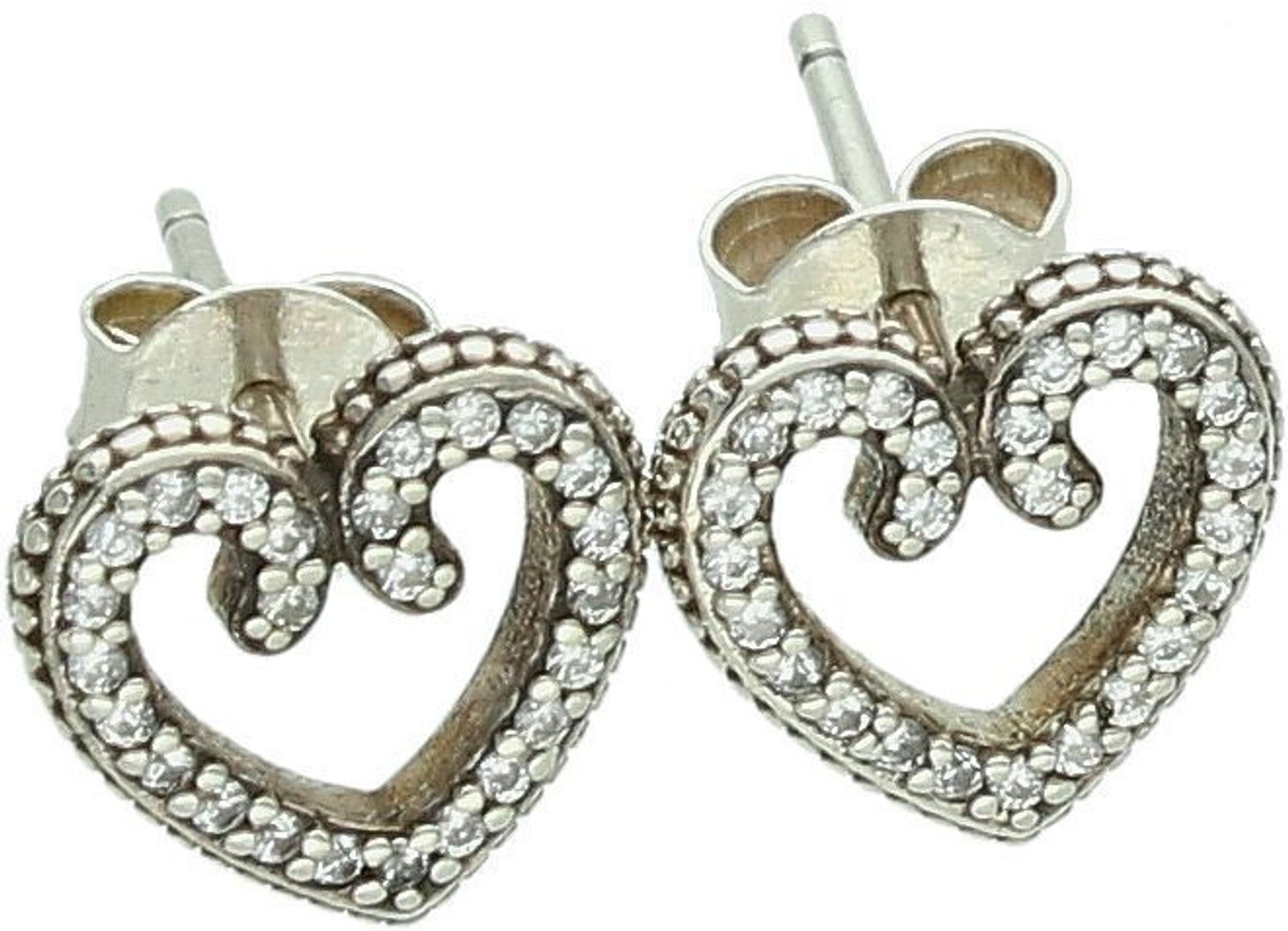 Delikatne kolczyki damskie srebrne 925 – serduszka z cyrkoniami, model DIA-KLC-6909-925. Zapięcie na sztyft, waga 1,60 g, wielkość 1,0 cm. Eleganckie i romantyczne – idealne na prezent!1.jpg