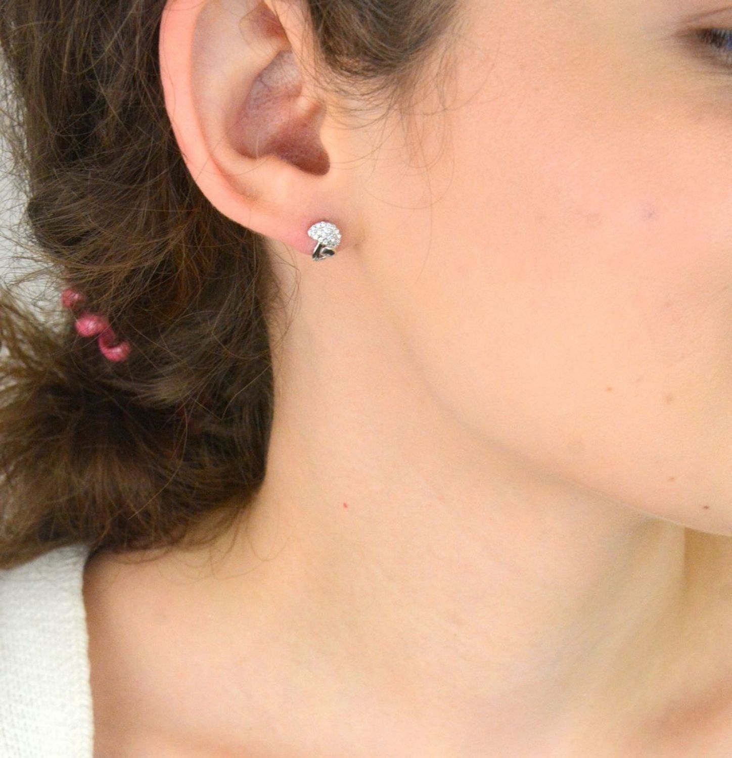 Urocze kolczyki dziecięce ze srebra 925 – DIA-KLC-6920-925. Dwa grzybki większy z cyrkoniami, mniejszy gładki. Lekkie (1,25 g), bezpieczne zapięcie na sztyft. Idealne na prezent!1.jpg