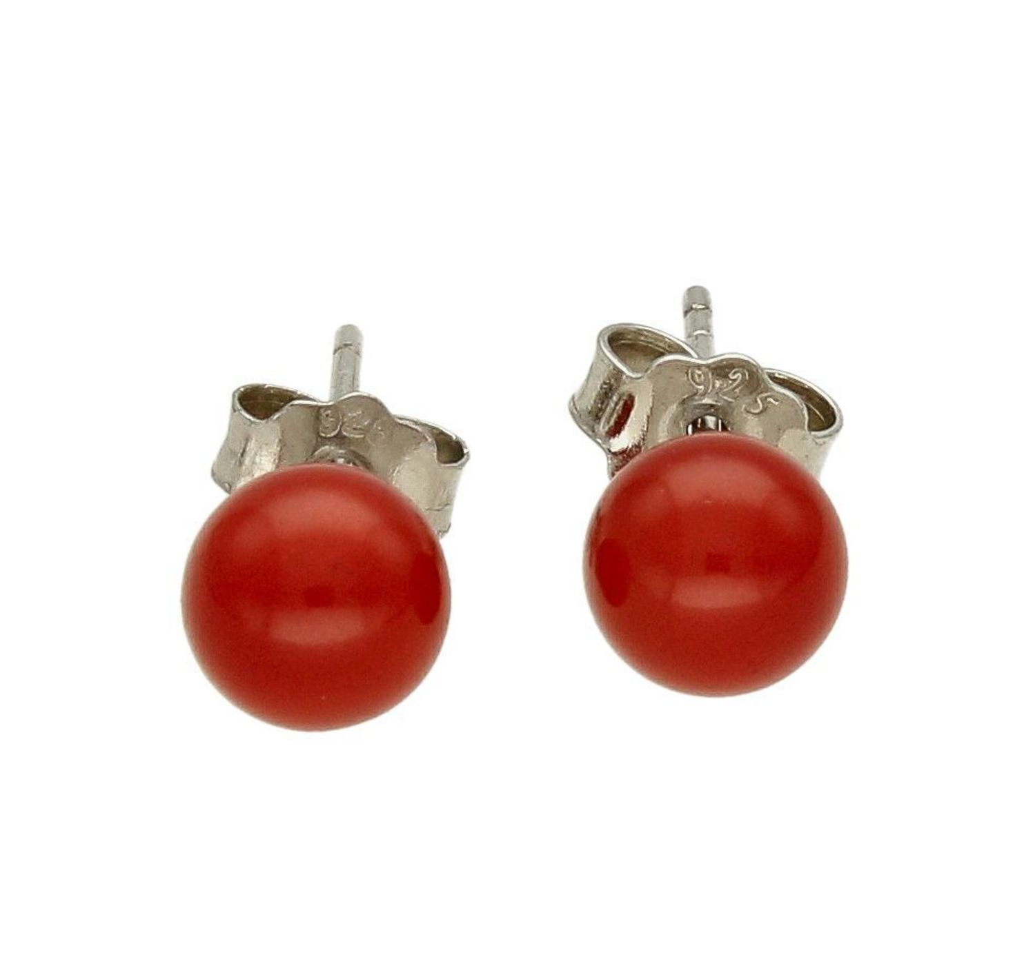 Kolczyki srebrne z koralem syntetycznym DIA-KLC-6950-925. Srebrne kolczyki w kształcie kulek z koralem syntetycznym. Wykonane z najwyższej jakości srebrna próby 925 wyglądają bardzo elegancko. Kolczyki w minimalistycznym styl.jpg