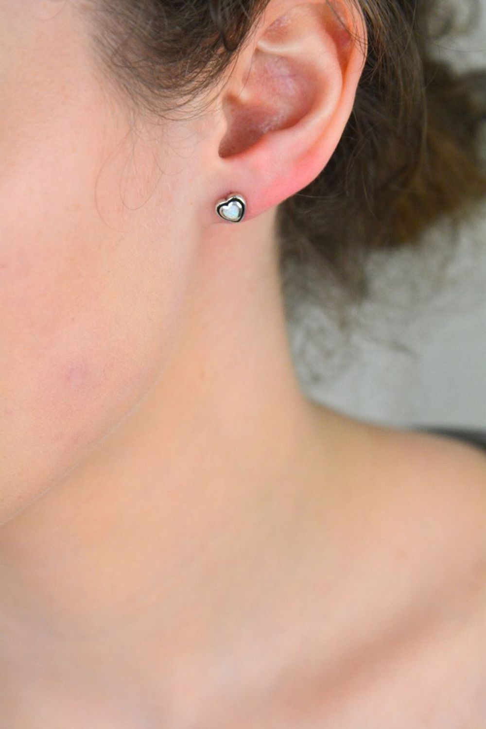 Kolczyki srebrne serca z opalem, próba 925.jpg