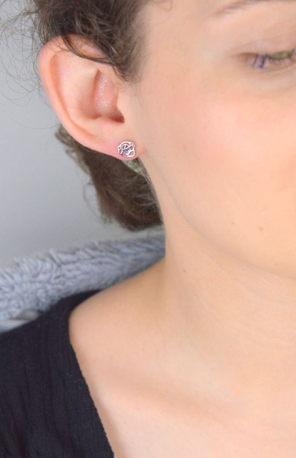 Kolczyki srebrne róża CELEBRYTKI próba 925 DIA-KLC-6962-925 Kolczyki srebrne próba 925 w kształcie kwiatków (model 271288100190W) to uroczy dodatek, który wprowadzi do 1.jpg