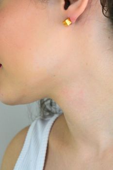 Kolczyki stalowe pozłacdfane Kostki DIA-KLC-6973-STAL (3).jpg