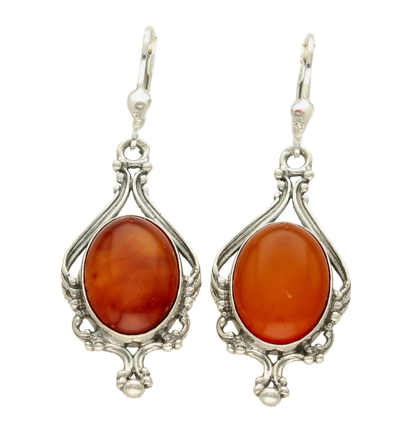 Kolczyki wiszące srebrne. Kolczyki łezki. Kolczyki srebrne na bigiel. Bursztyn bałtycki. Kolczyki srebrne z bursztynem. Kolczyki srebrne idealne na prezent..jpg