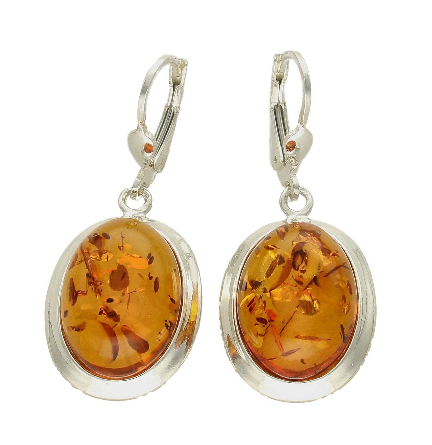 Kolczyki srebrne wiszące z owalnym bursztynem  DIA-KLC-7083-925. Srebrne kolczyki z bursztynem to modelem bardzo ciekawy, ponieważ dzięki ciepłej kolorystyce pięknie podkreśla on urodę.Charakteryzują się stylem wiszącym na tra.jpg