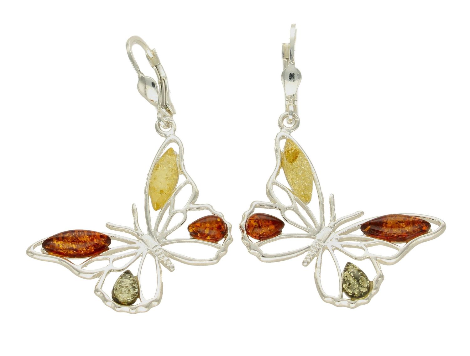 Kolczyki srebrne wiszące Bursztynowy motylek DIA-KLC-7093-925. Kolczyki wiszące srebrne. Kolczyki motyle. Kolczyki srebrne na bigiel. Bursztyn bałtycki. Kolczyki srebrne z bursztynem. Kolczyki srebrne idealne na prezent..jpg