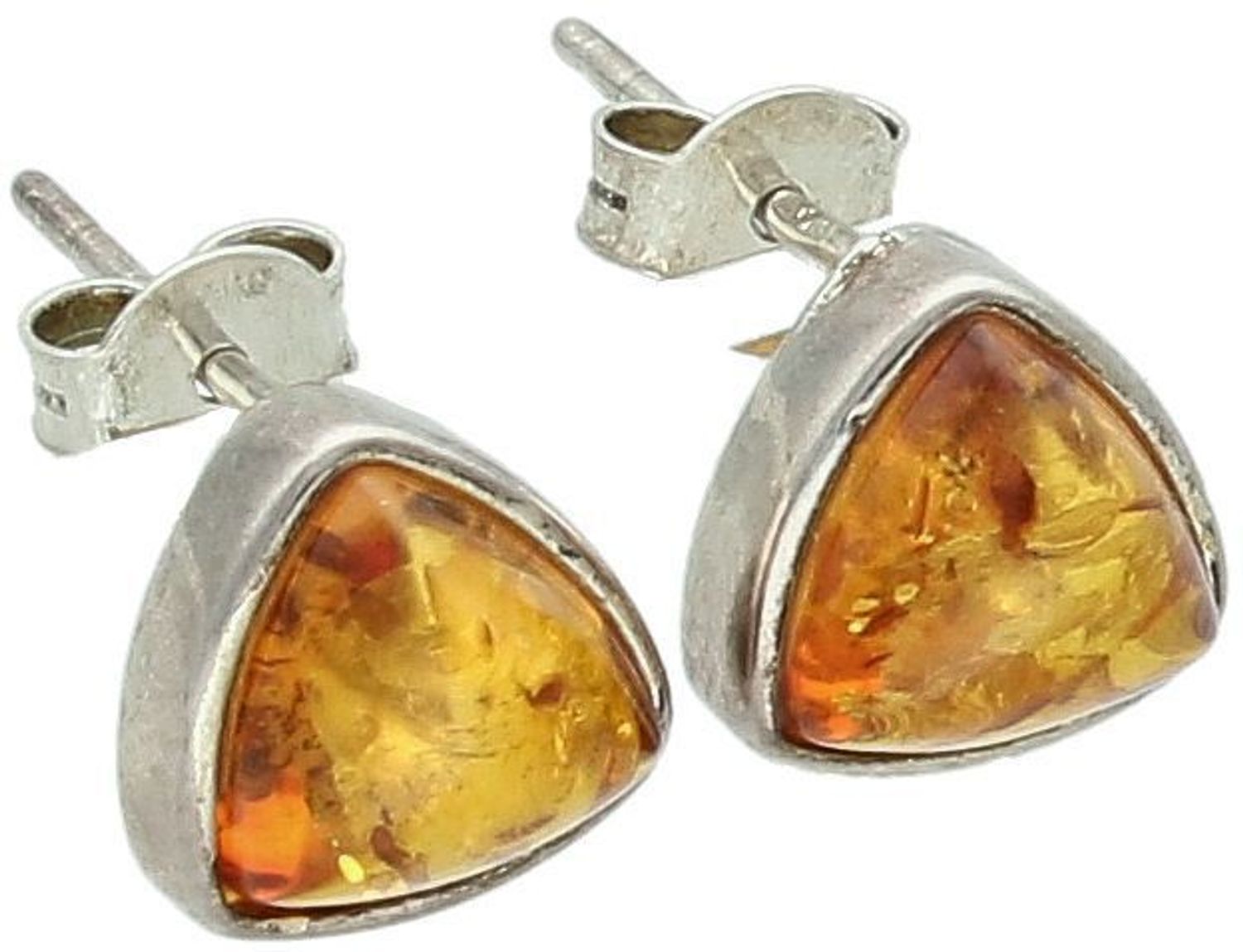 Kolczyki srebrne próba 925 trójkąty bursztyn brązowy DIA-KLC-7114-925 Kolczyki srebrne w kształcie trójkątów z bursztynem bałtyckim (model DIA-KLC-7114-925) 1.jpg