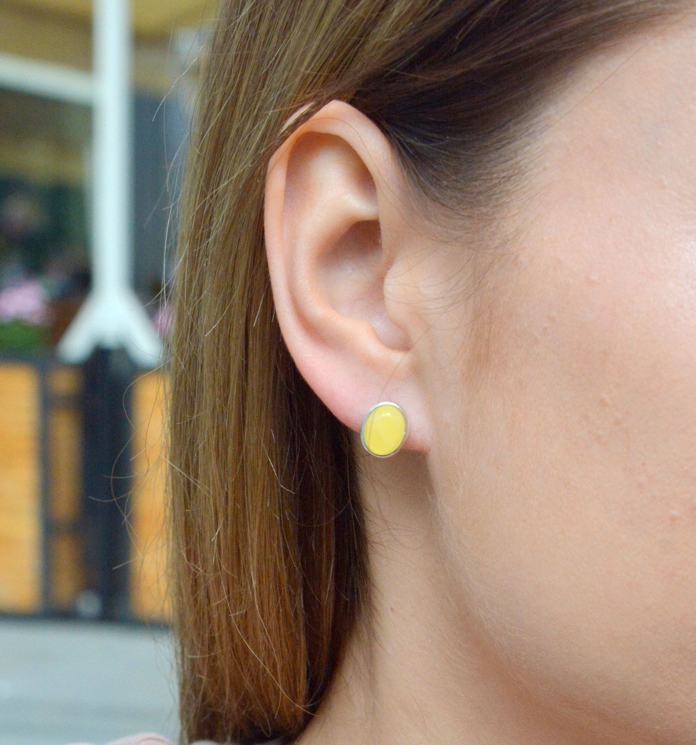 Kolczyki srebrne wkrętki owalne z żółtym bursztynem DIA-KLC-7118-925. Kolczyki wkrętki srebrne. Kolczyki srebrne na sztyft. Bursztyn bałtycki. Kolczyki srebrne z bursztynem. Kolczyki srebrne idealne na prezent..jpg