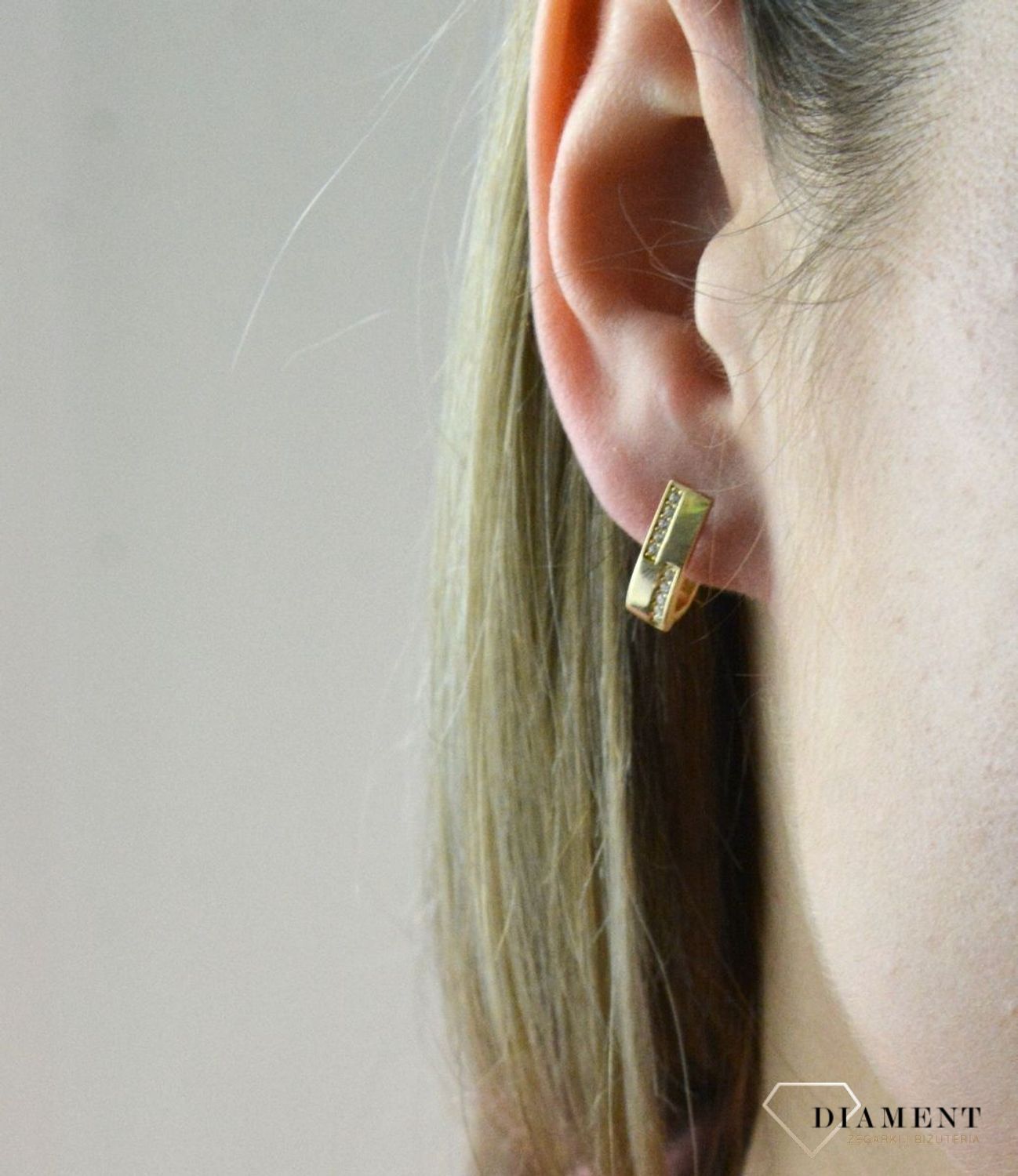 Złote kolczyki 585 z błyszczącą cyrkonią DIA-KLC-7580-585.jpg