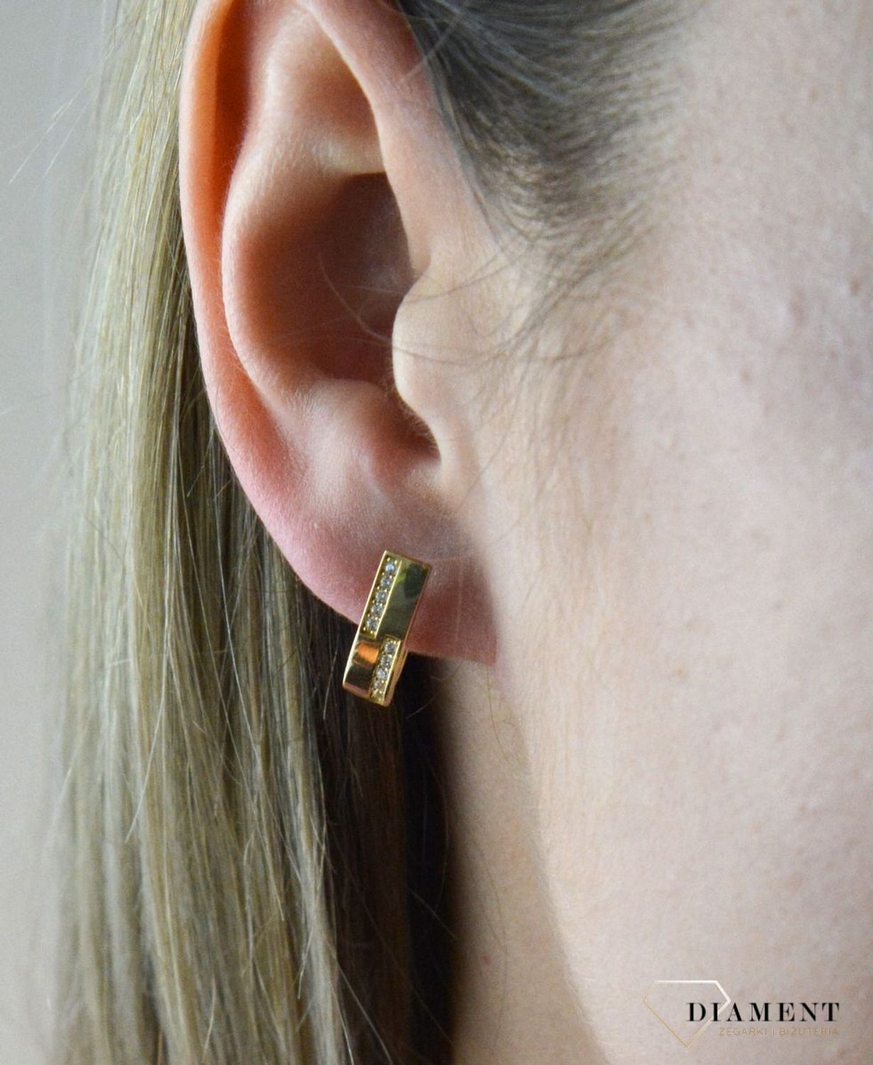 Złote kolczyki 585 z błyszczącą cyrkonią DIA-KLC-7580-585.jpg