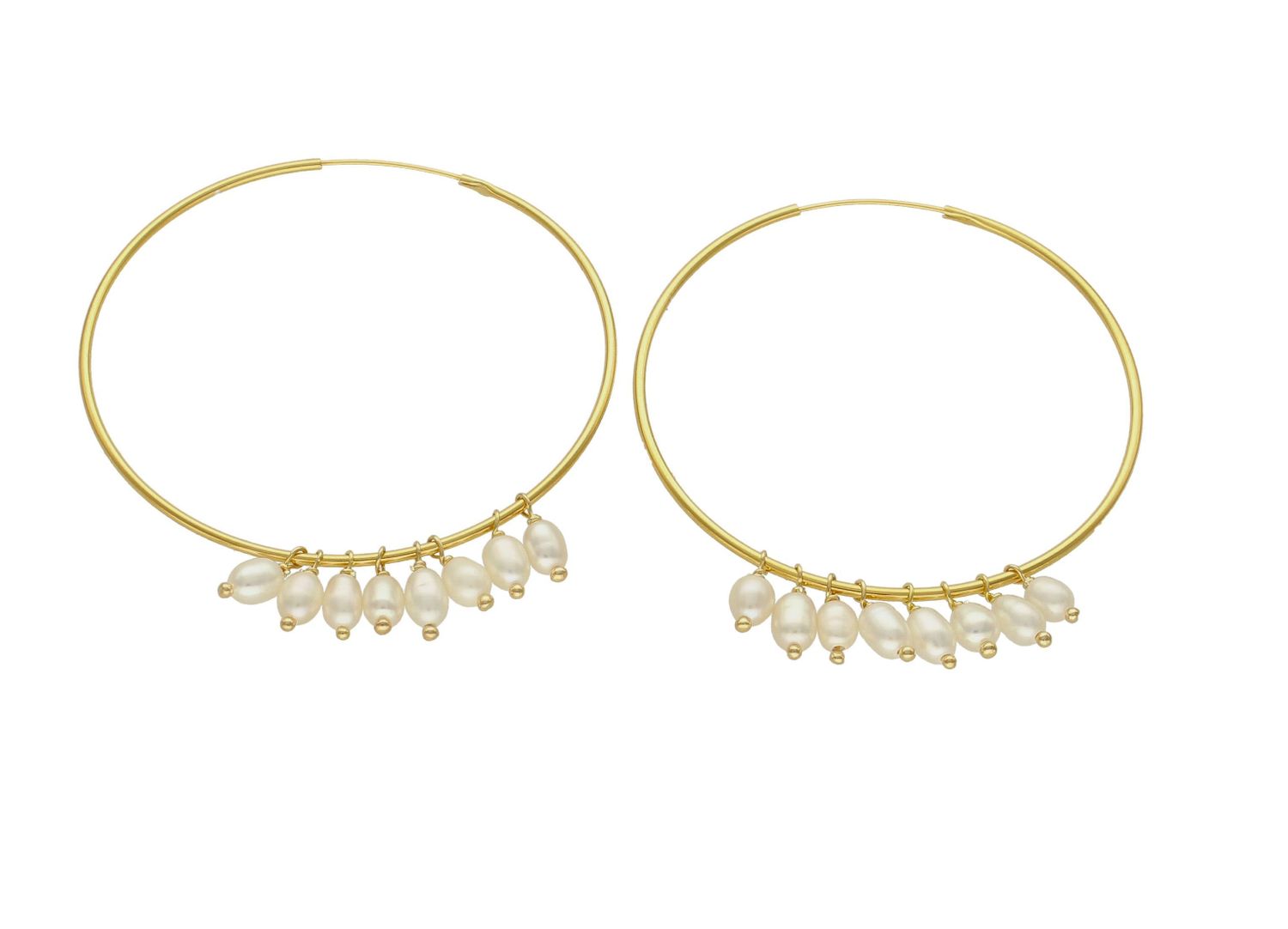 Srebrne kolczyki pozłacane koła z perełkami DIA-KLC-8043-925. Srebrne kolczyki pozłacane kółka z perełkami. Kolczyki składają się z pozłacanego koła ozdobionego perełkami. Kolczyki w kolorze złota koła. Kolczyki na prezent (.jpg