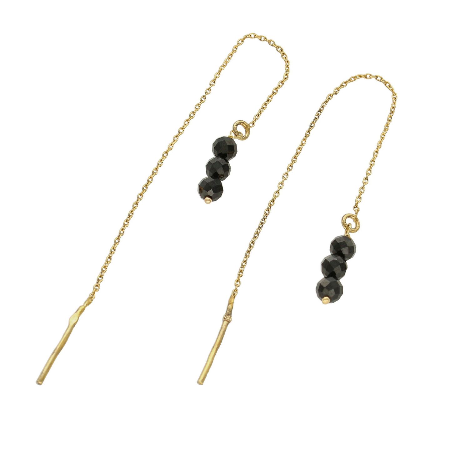 Srebrne kolczyki wiszące w pozłoceniu z turmalinem DIA-KLC-8124-925. Srebrne kolczyki pozłacane z delikatną i subtelną ozdobą w formie kamieni naturalnych. Kolczyki składają się z pozłacanego łańcuszka zakończonego trzema kami.jpg