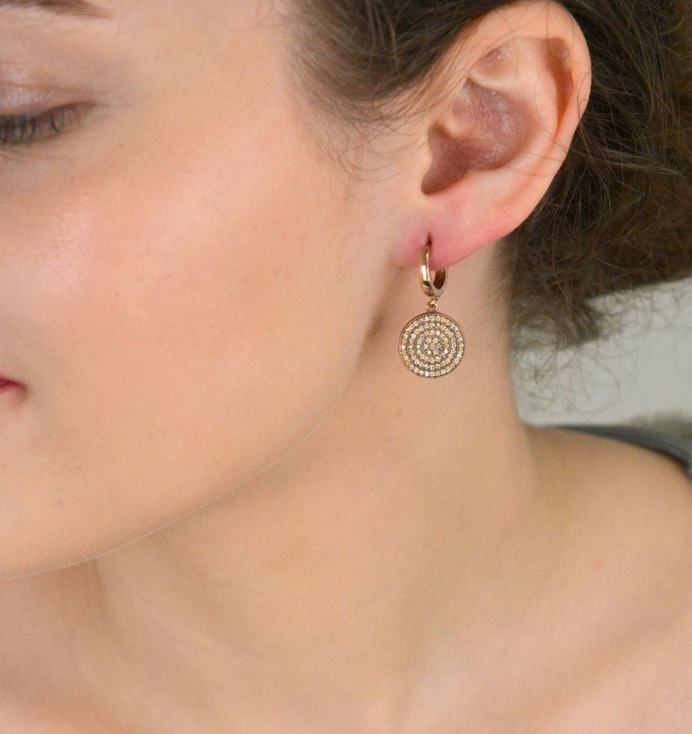 Srebrne pozłacane kolczyki 925 wiszące kółka z szampańskimi cyrkoniami DIA-KLC-8189-925.jpg